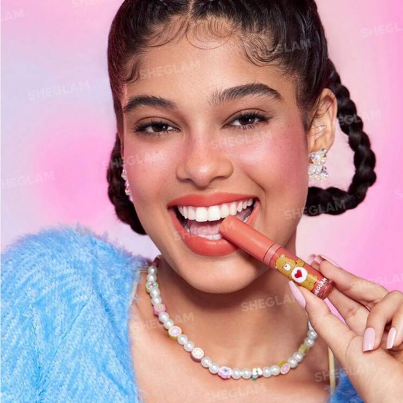 SHEGLAM X Care Bears Share A Smile Lip Set 3 Pcs/Set High Shine Finish Lip - Picture 9 of 9